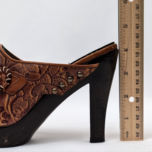 Isabella Fiore Platform Clogs Leather Floral Embossed Cowgirl Boho Western 6 - Picture 11 of 14